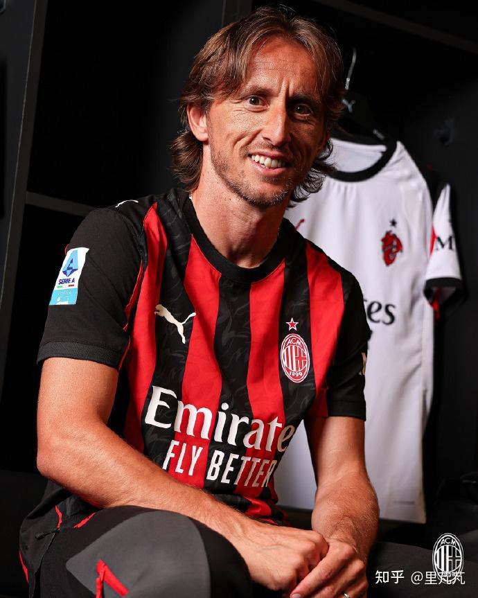 20岁新星闪耀比甲：德甲双雄皇马想要抢他，国米