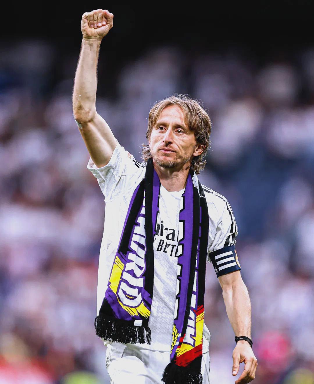 布朗质疑判罚遭官方驳斥，马刺实至名归非伪强队